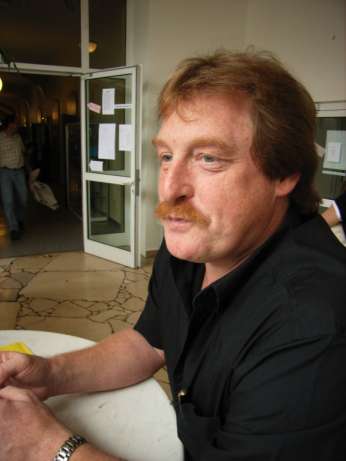 http://www.ohg82er.de/bilder/BerndPisczan/ACHIMWEGEL.jpg
