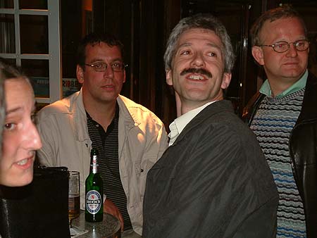 http://www.ohg82er.de/bilder/ThomasMalburg/Klassentreffen2002/DSCF0196.jpg